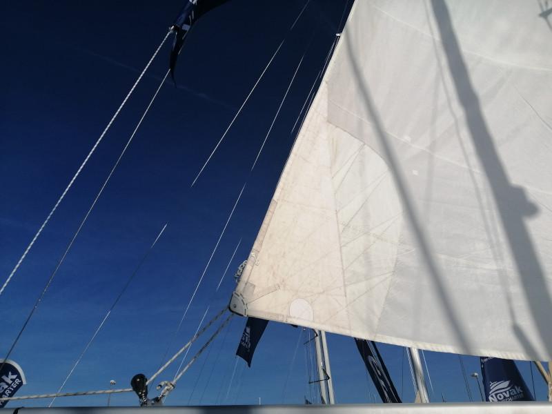Book yachts online - sailboat - Sun Odyssey 439 - Mario - rent
