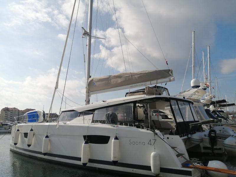 Book yachts online - catamaran - Saona 47 - Aquarius III - rent