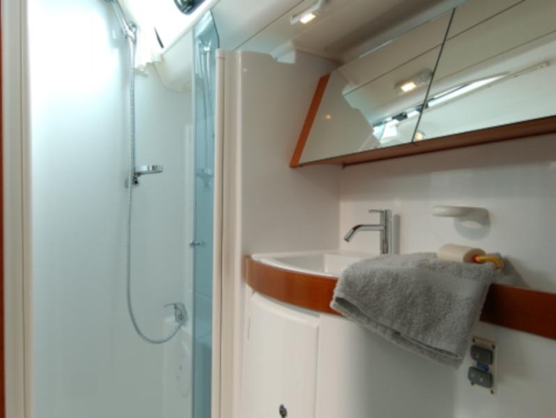 Book yachts online - sailboat - BENETEAU Oceanis 43.4 REFIT 2019 - TOPAZ  - rent