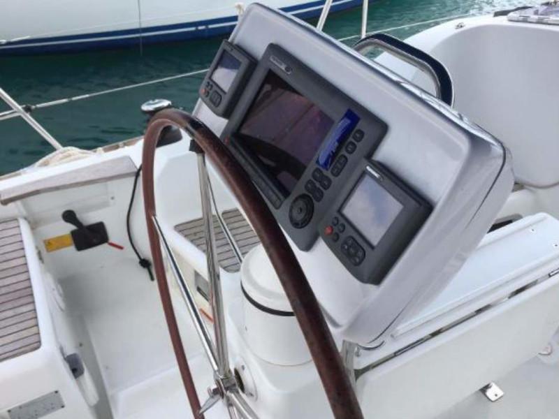 Book yachts online - sailboat - Sun Odyssey 36i REFIT 2019 - BLUE DIAMOND C.SA - rent