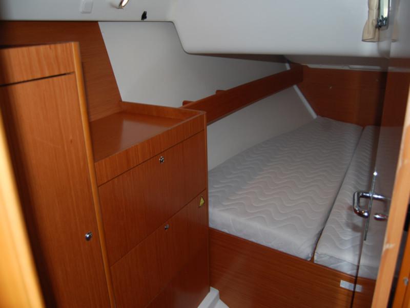 Book yachts online - sailboat - BENETEAU Cyclades 39.3.2 REFIT 2019 - OPAL - rent