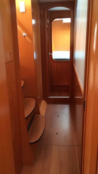 Book yachts online - catamaran - Lagoon 410 S2 - Vega - rent