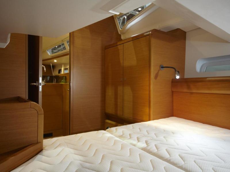 Book yachts online - sailboat - Sun Odyssey 449 - Matar - rent