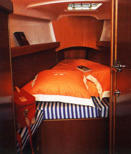 Book yachts online - sailboat - First 40.7 - Enif - rent