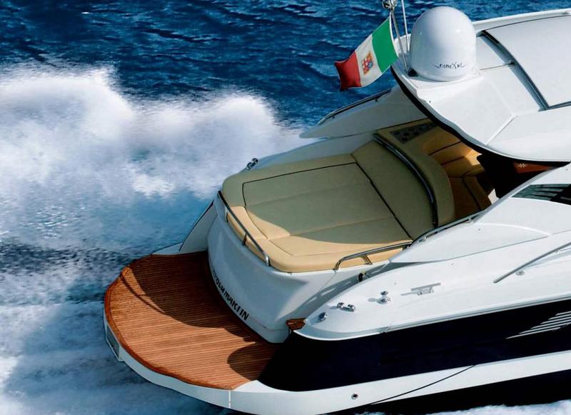 Book yachts online - motorboat - Blu Martin 46 HT - Eden Sea - rent
