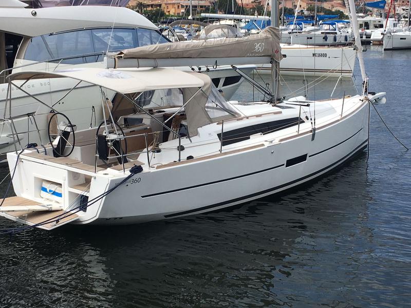 Book yachts online - sailboat - Dufour 360 Grand Large - Ana - rent