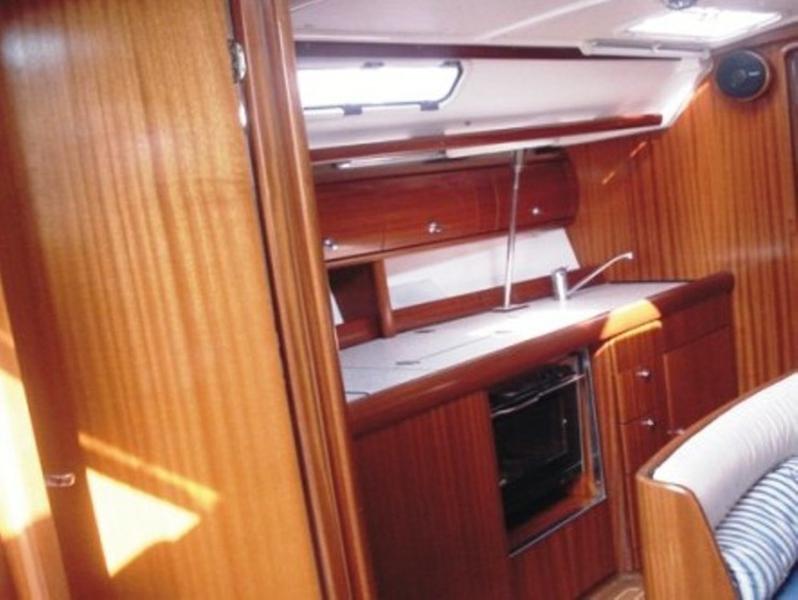 Book yachts online - sailboat - Bavaria 38 - Freedom - Bavaria 38 Cruiser - rent