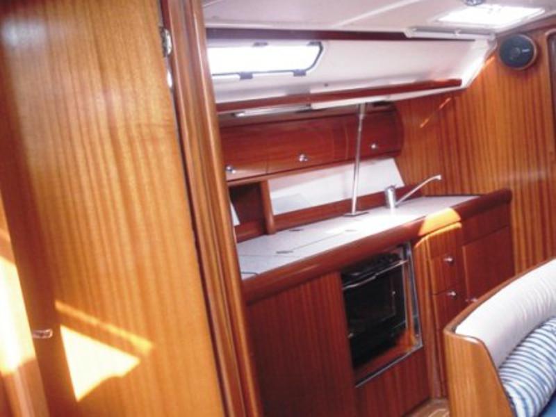 Book yachts online - sailboat - Bavaria 38 - Freedom - Bavaria 38 Cruiser - rent
