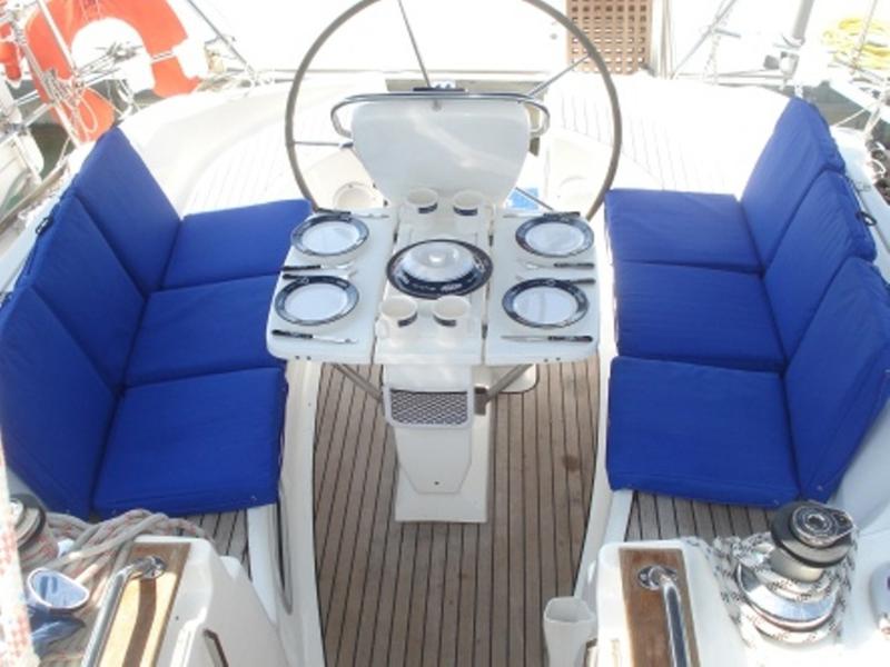 Book yachts online - sailboat - Bavaria 38 - Freedom - Bavaria 38 Cruiser - rent