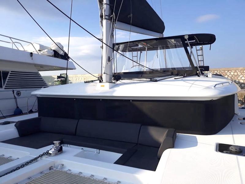 Book yachts online - catamaran - Lagoon 450F - Escapade - rent