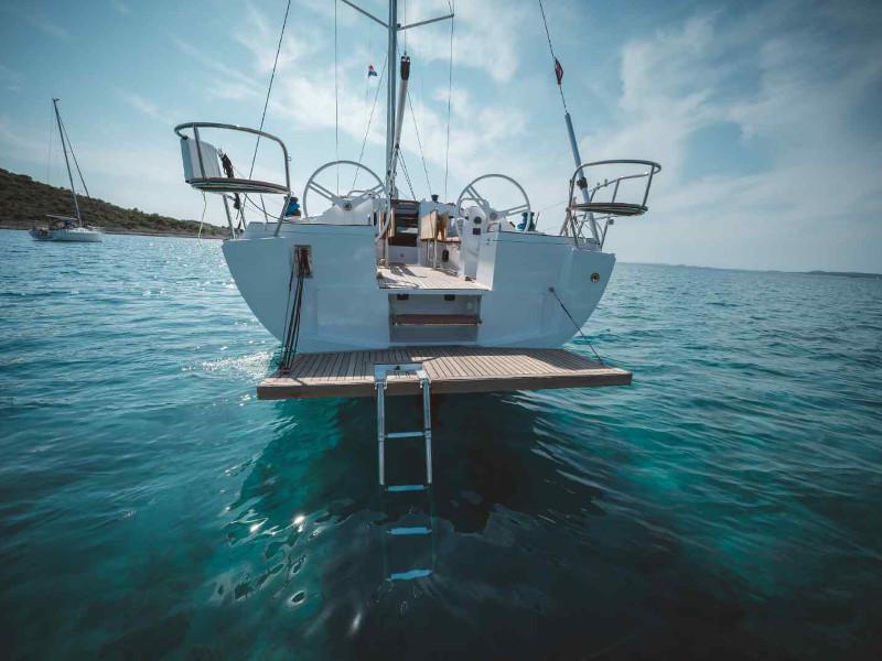 Book yachts online - sailboat - Elan Impression 45.1 - TOP GUN new 2020 - rent