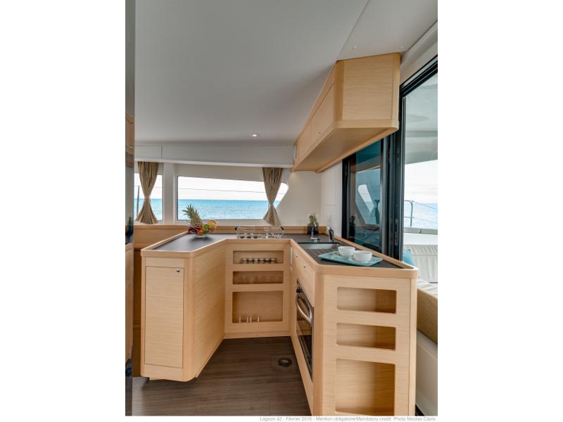 Book yachts online - catamaran - Lagoon 42 - POSEIDON new 2021+AC+G - rent