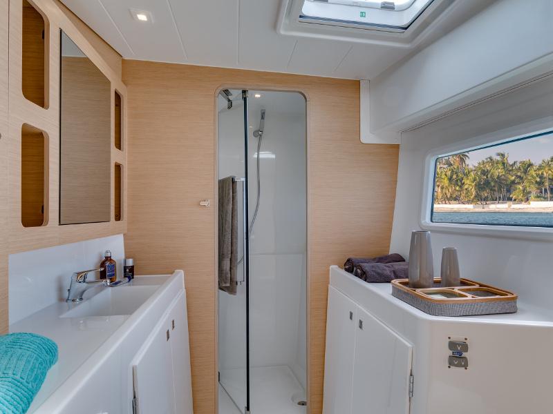 Book yachts online - catamaran - Lagoon 42 - POSEIDON new 2021+AC+G - rent