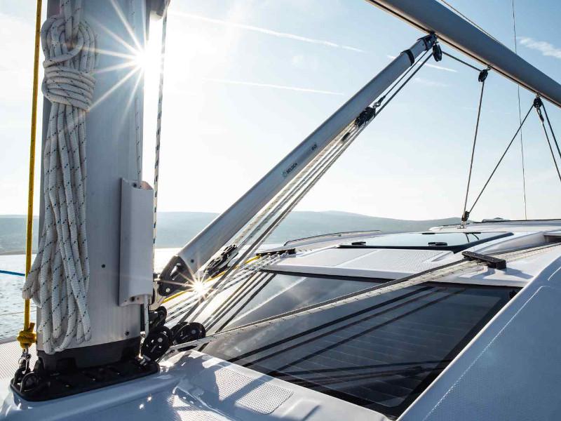 Book yachts online - sailboat - Elan 40.1 - TOP SECRET new 2020 - rent
