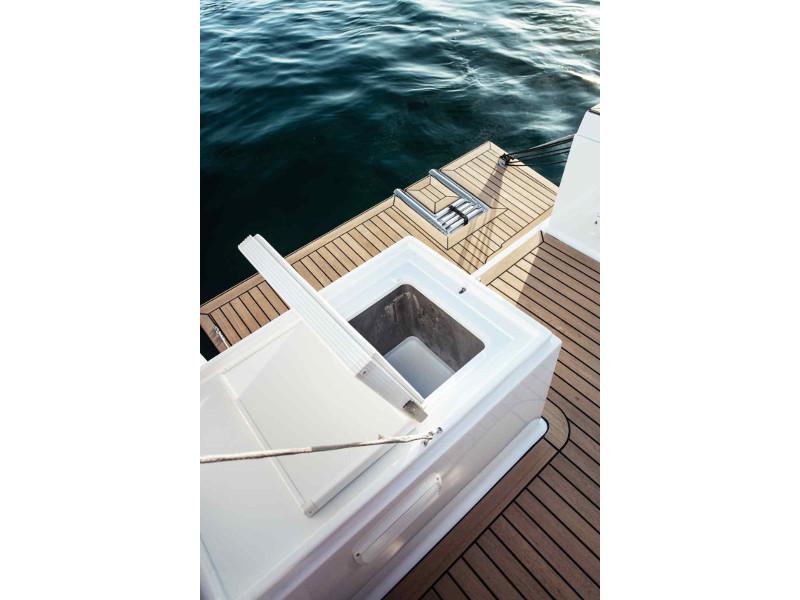 Book yachts online - sailboat - Elan 40.1 - TOP SECRET new 2020 - rent