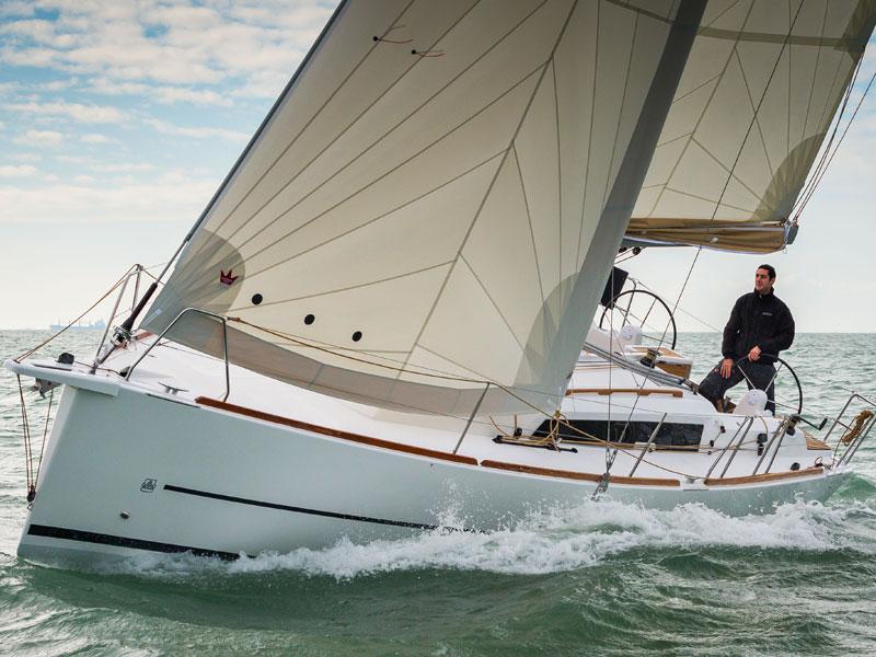 Book yachts online - sailboat - Dufour 350 Grand Large - RONJA 2017 - rent