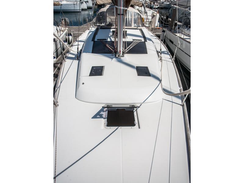 Book yachts online - sailboat - Dufour 350 Grand Large - RONJA 2017 - rent