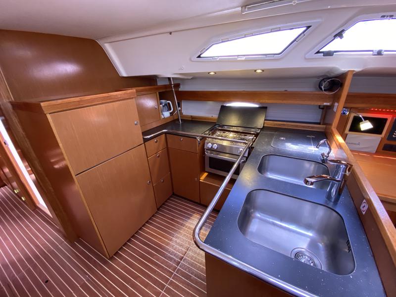 Book yachts online - sailboat - Bavaria 51 - Nereida (FREE WIFI) - rent
