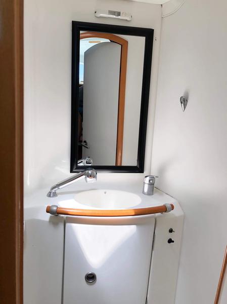 Book yachts online - catamaran - Lagoon 380 S2 - Lucky Seven (refit 2018) - rent