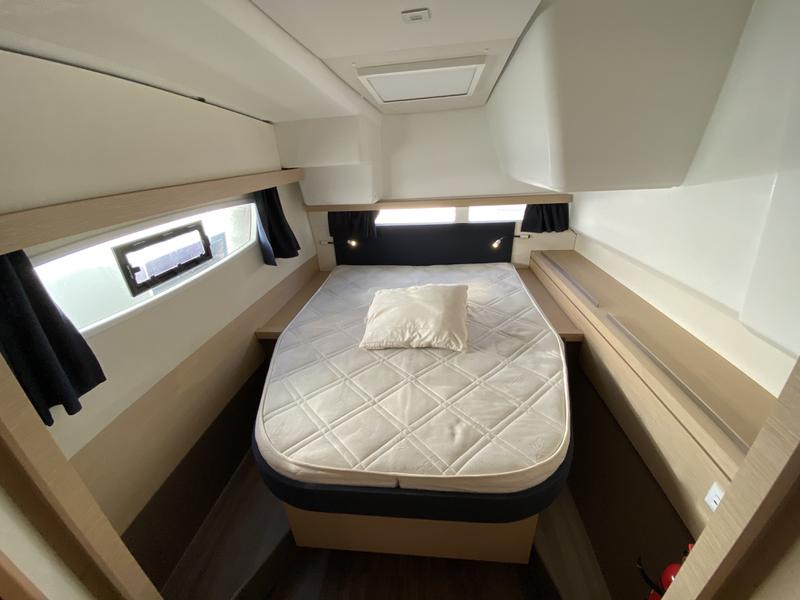 Book yachts online - catamaran - Lucia 40 - Papaya (!!!!from Monday!) - rent