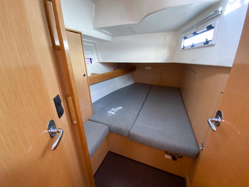 Book yachts online - sailboat - Bavaria 45 Cruiser - Ptitza (!!!from Monday. FREE WIFI) - rent