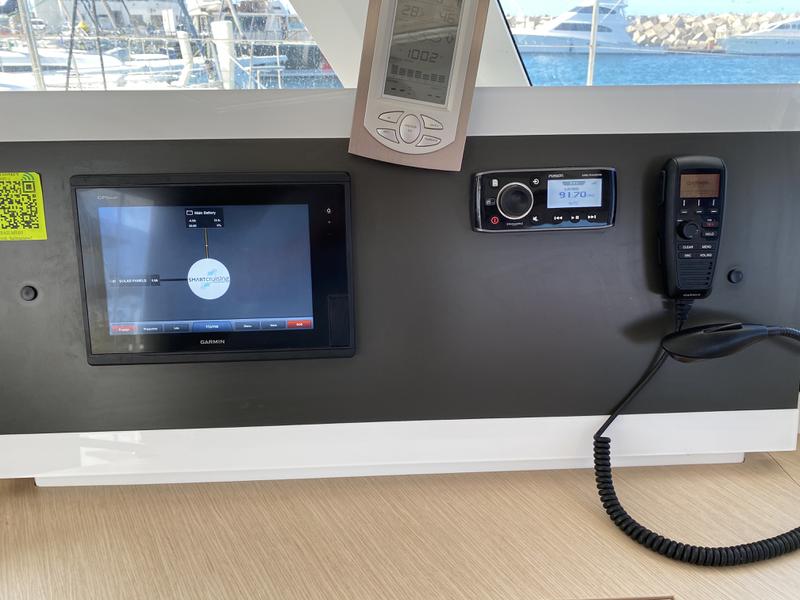 Book yachts online - catamaran - Lucia 40 - Aquila  - rent