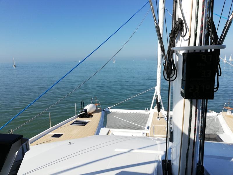 Book yachts online - catamaran - Fountaine Pajot Alegria 67 - Isola - rent