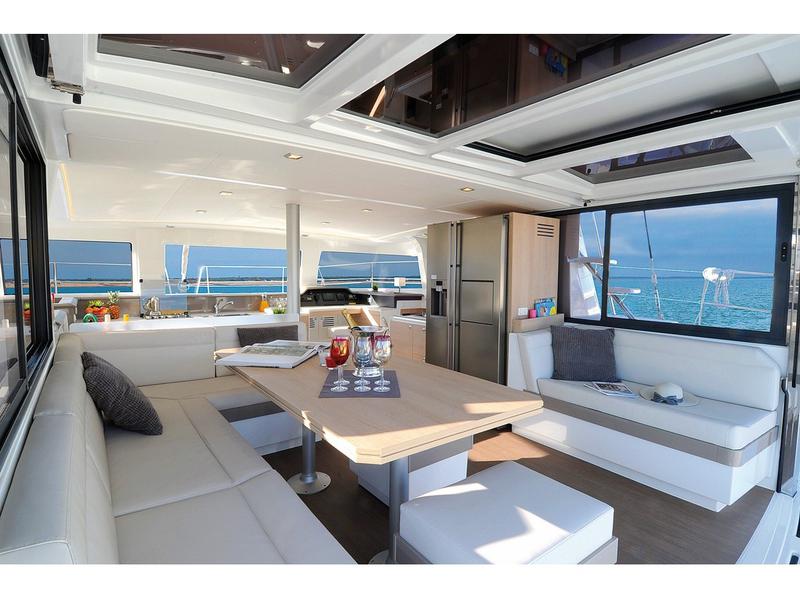 Book yachts online - catamaran - Bali 4.3 - Margeo XV (A/C - Generator - Water Maker) - rent