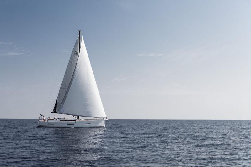 Book yachts online - sailboat - Dufour 56 Exclusive - INVICTUS - rent
