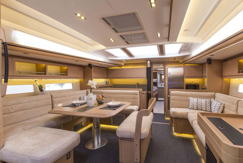Book yachts online - sailboat - Dufour 56 Exclusive - INVICTUS - rent