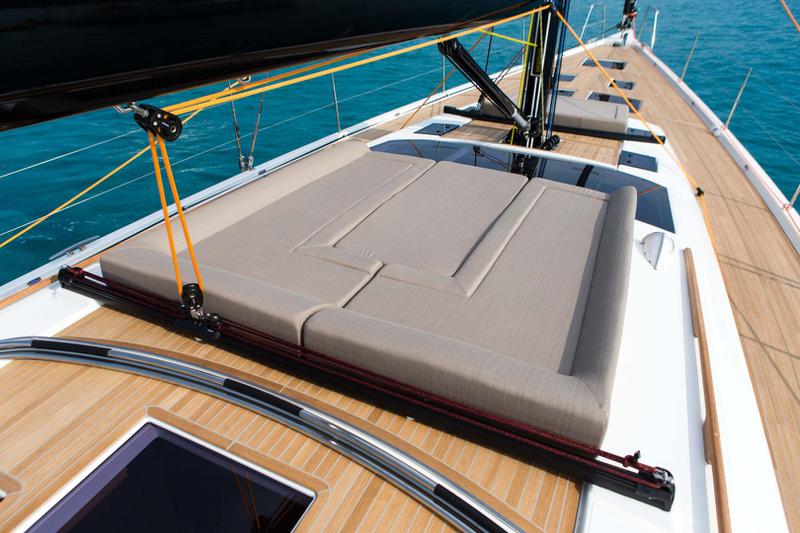 Book yachts online - sailboat - Dufour 56 Exclusive - INVICTUS - rent