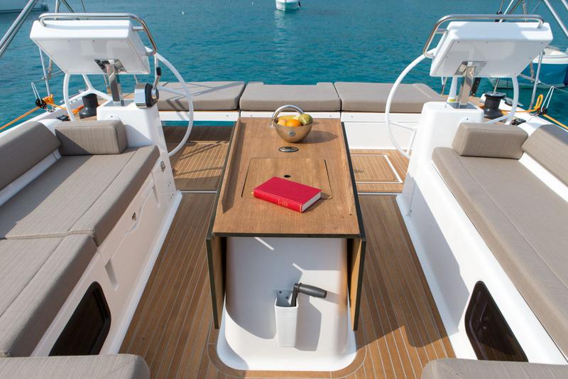 Book yachts online - sailboat - Dufour 56 Exclusive - INVICTUS - rent