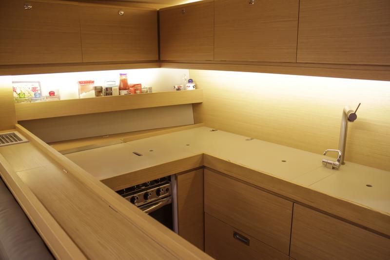 Book yachts online - sailboat - Dufour 56 Exclusive - INVICTUS - rent