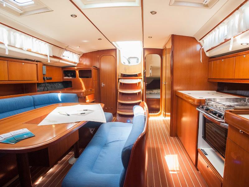 Book yachts online - sailboat - Dufour 455 GL - Capriccio - rent