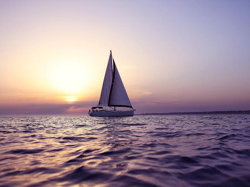 Book yachts online - sailboat - Dufour 455 GL - Asia - rent