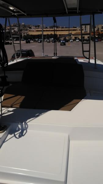 Book yachts online - catamaran - Bali 4.1 - Double Kiss - rent