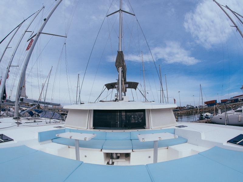 Book yachts online - catamaran - Bali 4.5 - Advocat - rent
