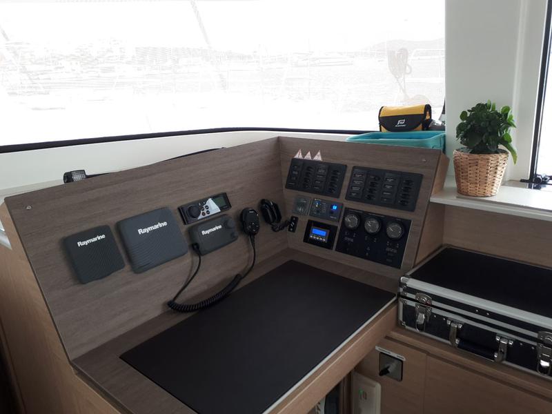 Book yachts online - catamaran - Bali 4.5 - Cilia - rent