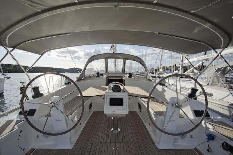 Book yachts online - sailboat - Bavaria 46 Cruiser - Avatar - rent