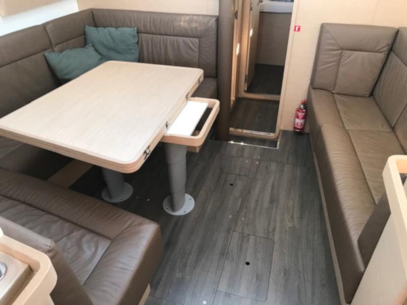 Book yachts online - sailboat - Elan 45 Impression - Bravo - rent