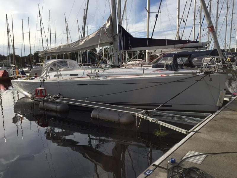 Book yachts online - sailboat - First 44.7 - Serenity - rent