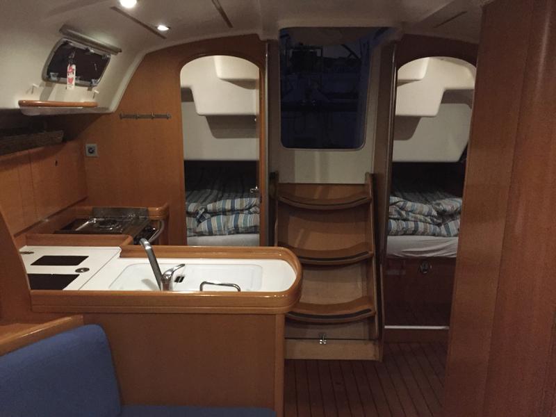 Book yachts online - sailboat - First 44.7 - Serenity - rent