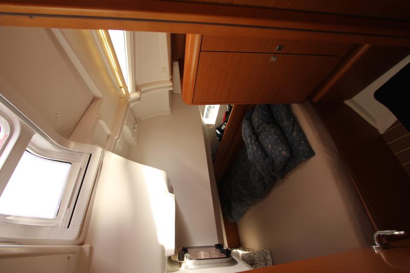 Book yachts online - sailboat - Sun Odyssey 409 - Vivace - rent