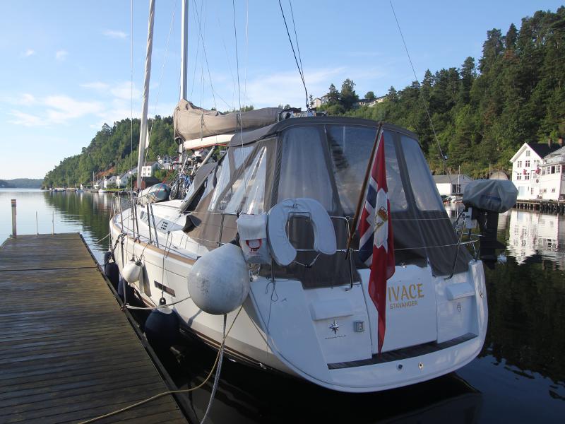 Book yachts online - sailboat - Sun Odyssey 409 - Vivace - rent