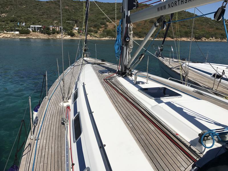Book yachts online - sailboat - Bavaria 44 - Stromboli - rent