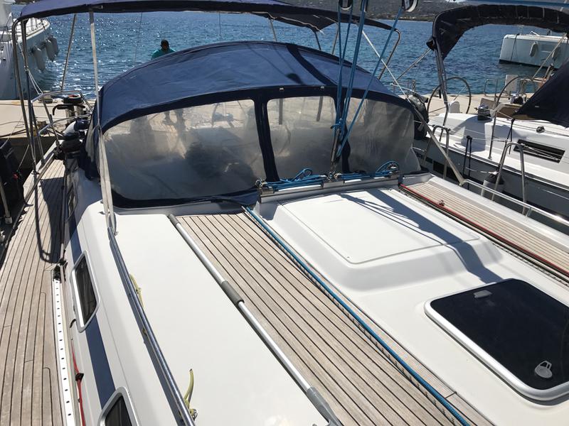 Book yachts online - sailboat - Bavaria 44 - Stromboli - rent