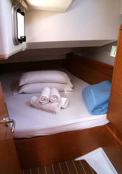 Book yachts online - sailboat - Sun Odyssey 439 - Gael (PMI) - rent