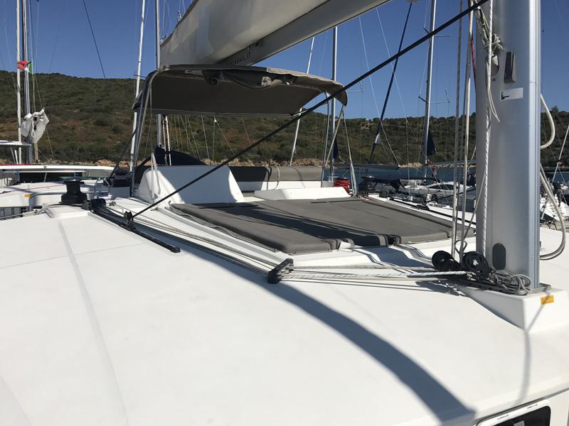 Book yachts online - catamaran - Lagoon 450F - Only Blue (WM, Generator, Inverter, Fans) - rent