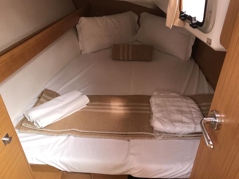 Book yachts online - sailboat - Sun Odyssey 36i - Lyra - rent