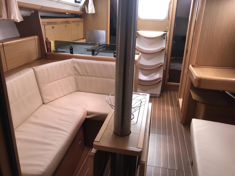 Book yachts online - sailboat - Sun Odyssey 36i - Lyra - rent